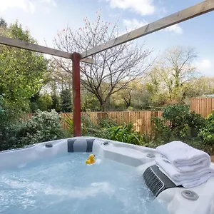 https://white-cross-cottage.exeterhotels.net